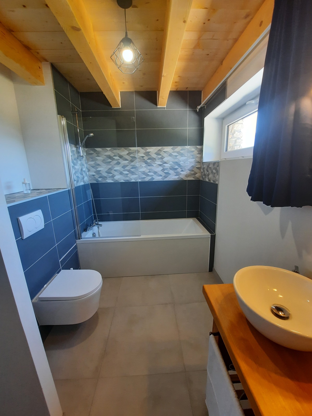 salle de bain privative gîte Annecy